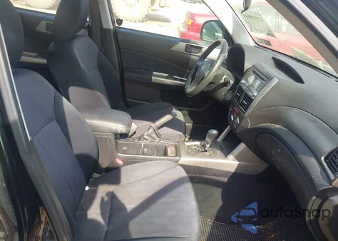 2009 Subaru Forester 2.5X из США, поврежденный, VIN JF2SH61649H747835